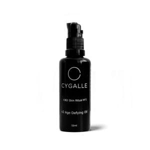 Organic & Natural Hemp Age Defying Oil to fight anti aging by Cygalle Beauty